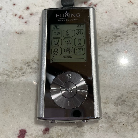 Elixing IPRO Massager IV & accessories (over $400 value) - Picture 4 of 16